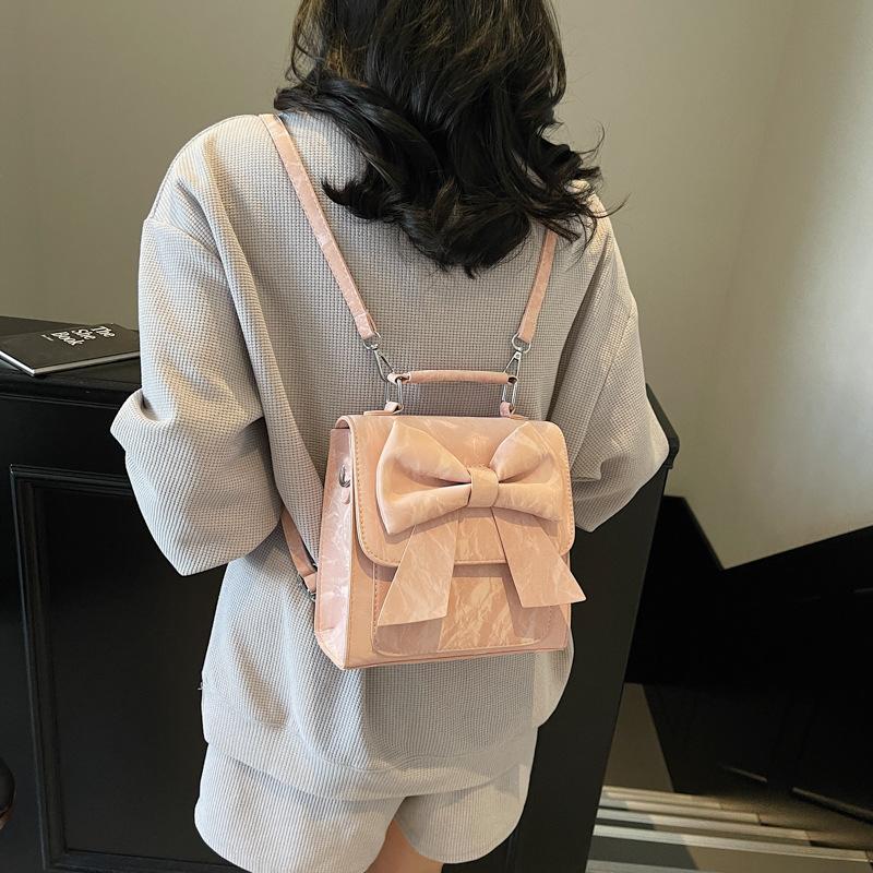 Backpack women s 2025 new summer high-end niche design bow travel backpack чёрный
Backpack women s 2025 new summer high-end niche design bow travel backpack чёрный