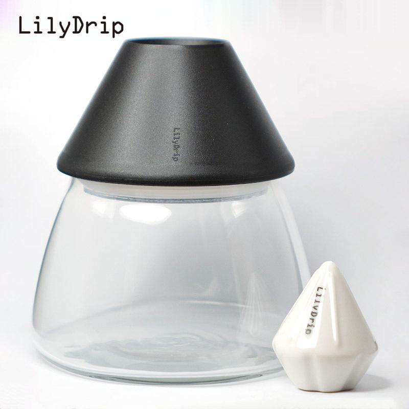 ЛіліДріп V60 Фільтр-чашка з керамічними гранулами для покращеної екстракції кави
ЛіліДріп V60 Фільтр-чашка з керамічними гранулами для покращеної екстракції кави