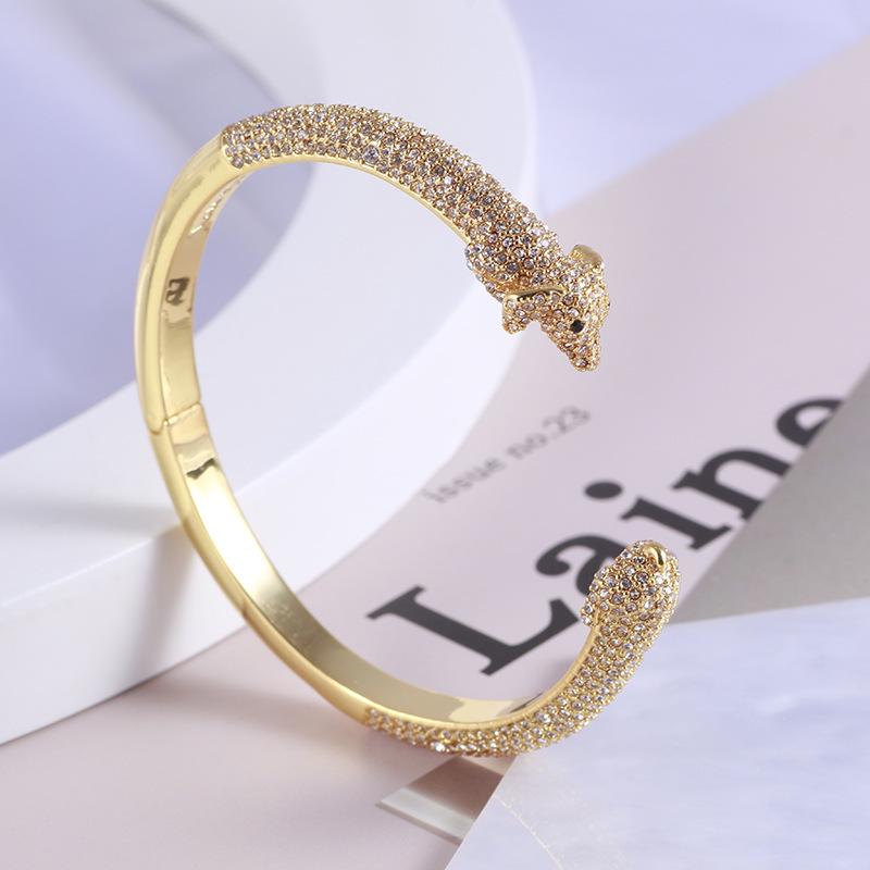 European And American Jewelry Wholesale Creative Dog Fun Small Animal Open Elastic Bracelet Female For Woman Bracelet
European And American Jewelry Wholesale Creative Dog Fun Small Animal Open Elastic Bracelet Female For Woman Bracelet