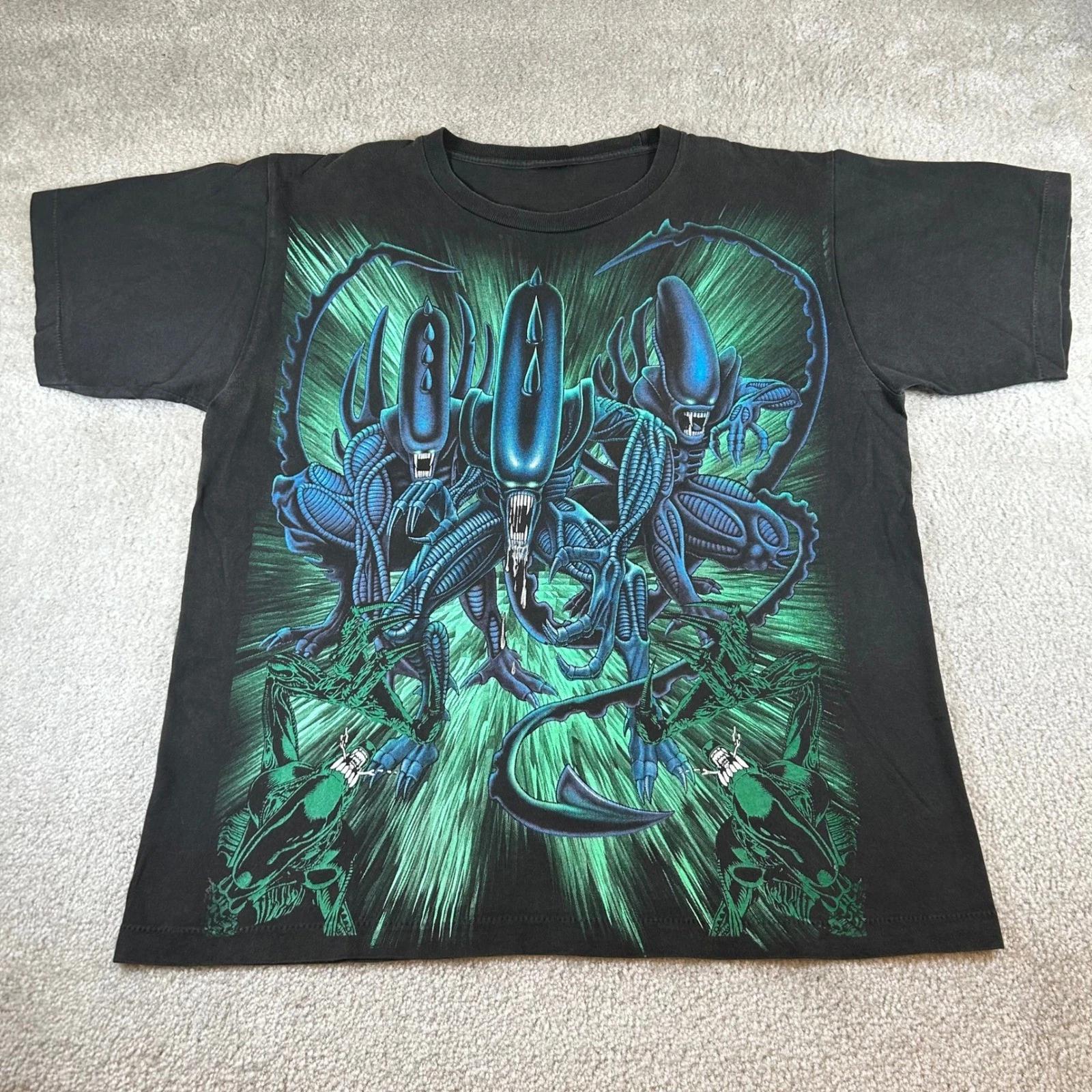 Vintage 90s Operation Aliens Xenomorph Comic Graphic AOP Boot T-shirt Men s XL S
Vintage 90s Operation Aliens Xenomorph Comic Graphic AOP Boot T-shirt Men s XL S