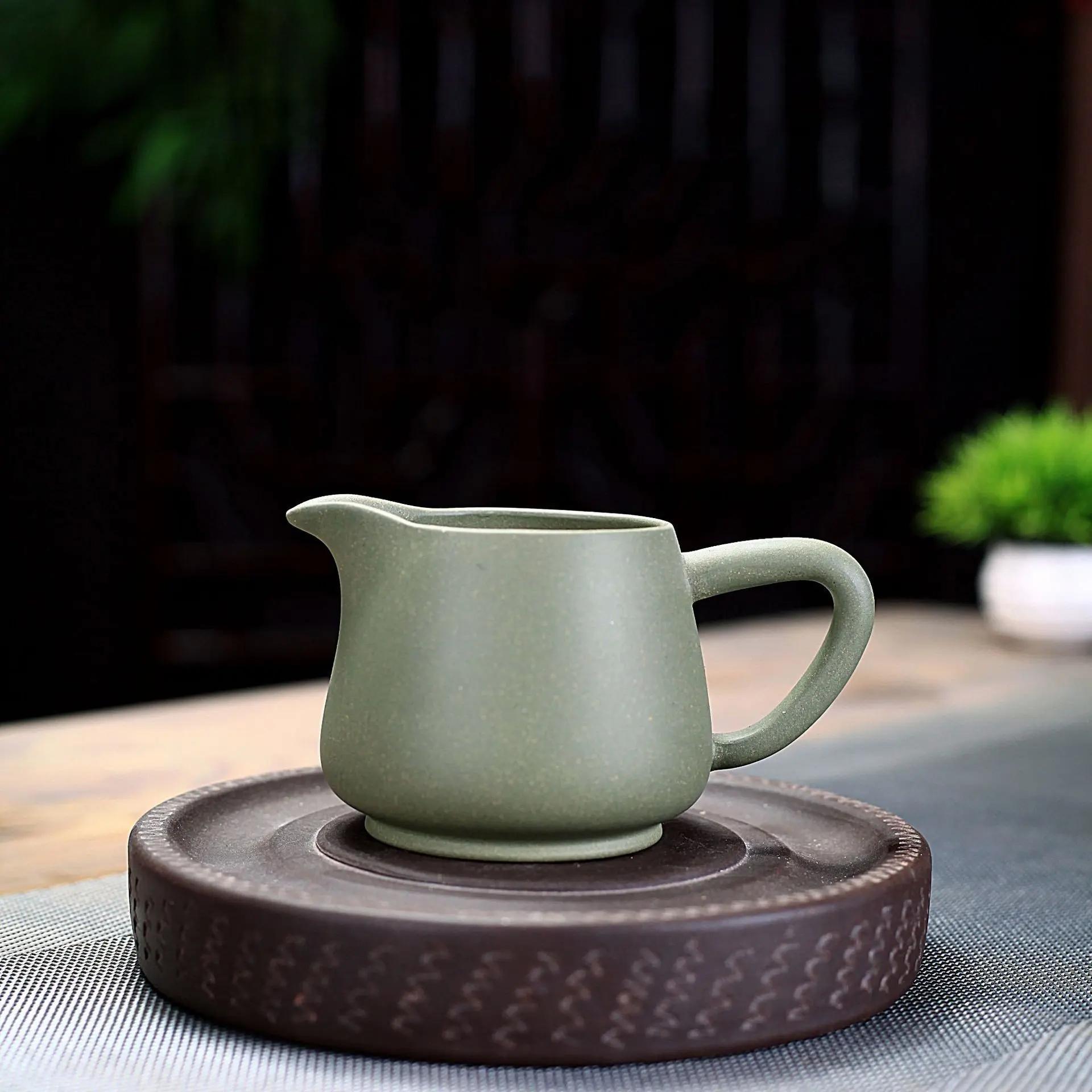 260ml Yixing Raw Ore Purple Sand Fair Cup Handmade Portable Tea Infuser Chinese Tea Set Supplies Custom Household Tea Cup
260ml Yixing Raw Ore Purple Sand Fair Cup Handmade Portable Tea Infuser Chinese Tea Set Supplies Custom Household Tea Cup
