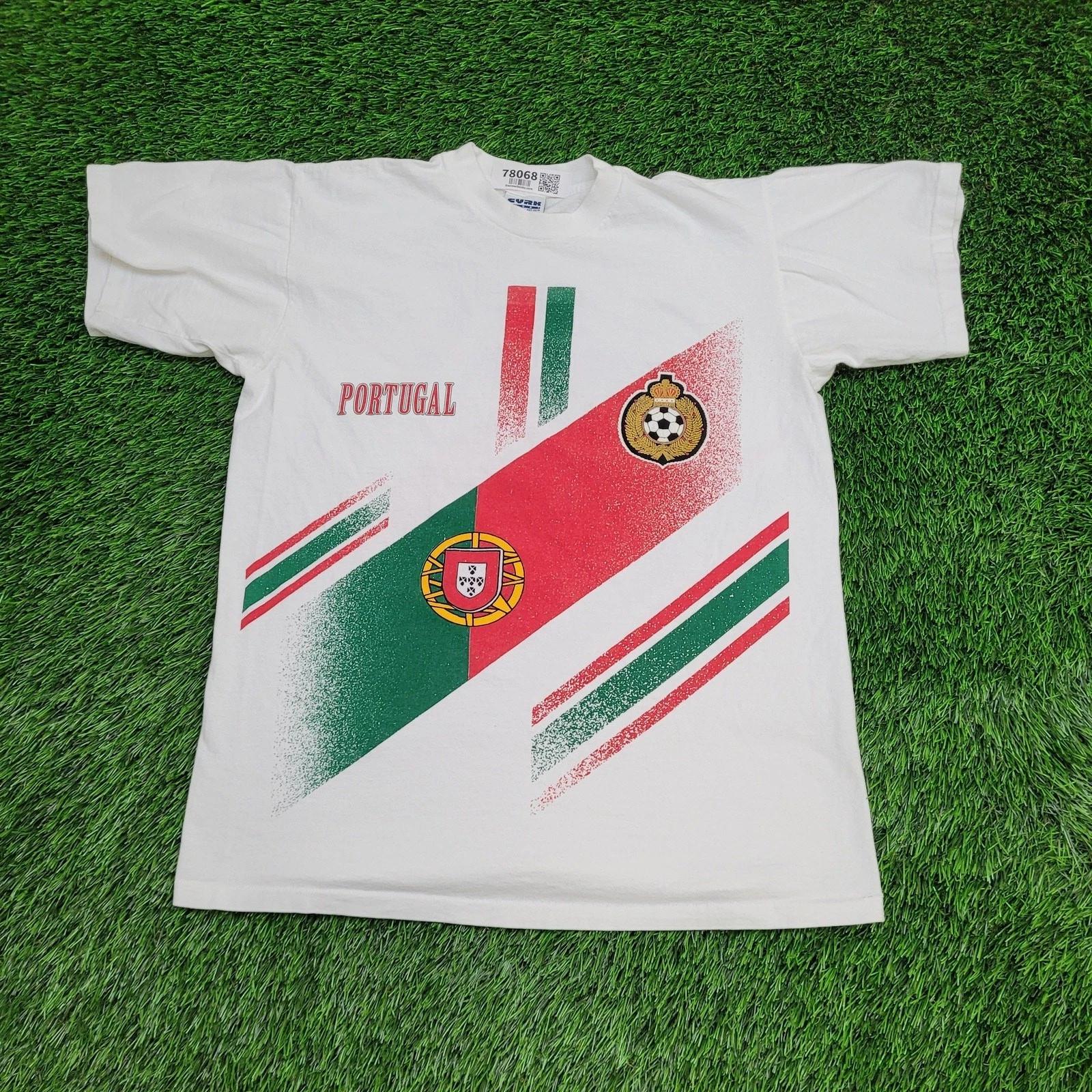 Vintage Portugal Soccer Shirt Medium 21x26 Football S
Vintage Portugal Soccer Shirt Medium 21x26 Football S