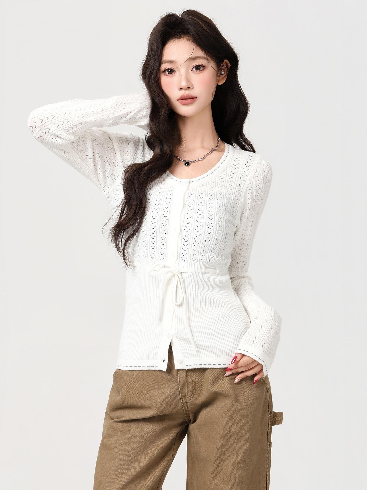 Design sense hollow lace-up single-breasted knitted cardigan women s autumn new slim-fit inner bottoming shirt One size fits all білий
Design sense hollow lace-up single-breasted knitted cardigan women s autumn new slim-fit inner bottoming shirt One size fits all білий