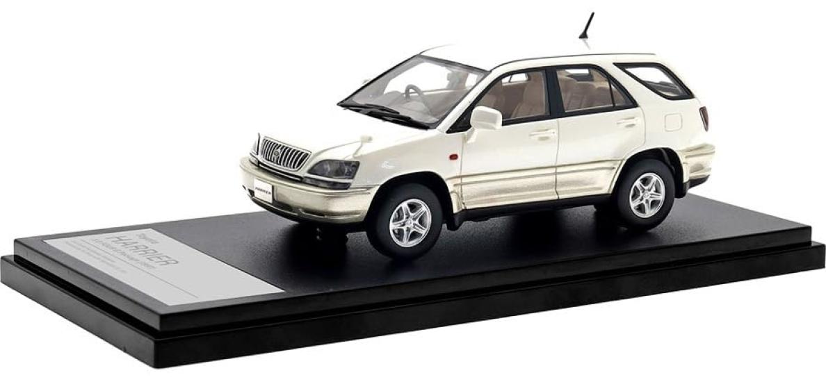 Hi Story 1/43 Toyota Harrier 3.0 FOUR G Package (1997) White Pearl Mica Finished Product
Hi Story 1/43 Toyota Harrier 3.0 FOUR G Package (1997) White Pearl Mica Finished Product