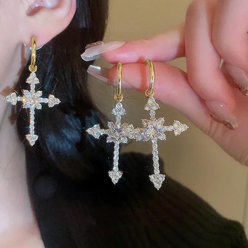 2026 Fashion Cross Charm Hanging Earrings for Women Full with Brilliant Cubic Zirconia Modern Statement Female Zircon Bulk
2026 Fashion Cross Charm Hanging Earrings for Women Full with Brilliant Cubic Zirconia Modern Statement Female Zircon Bulk