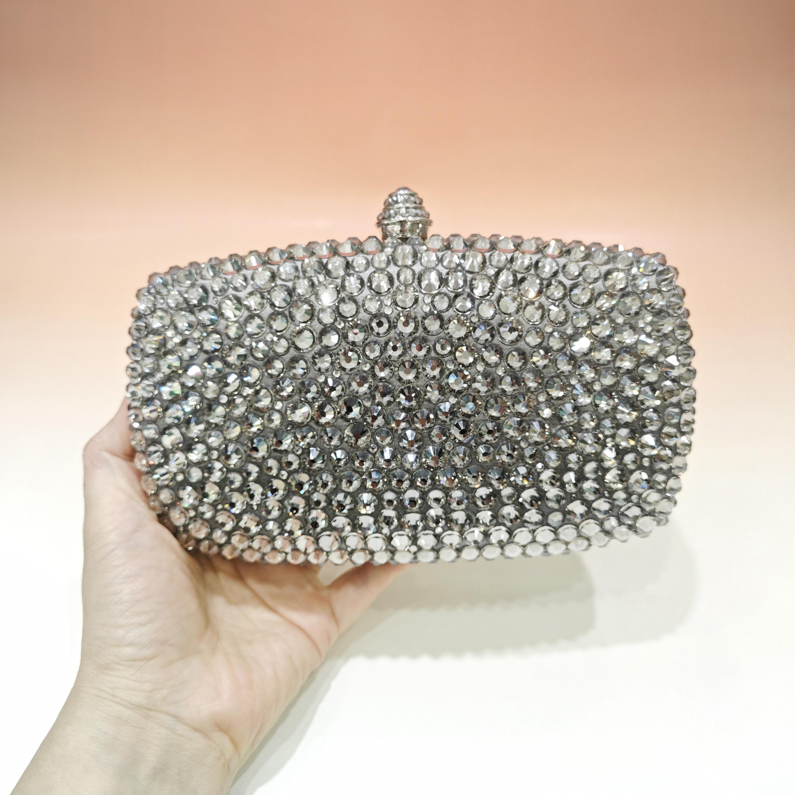 Sparkling Evening Bag Gold Rhinestone Purse For Lady PurseS Luxury Handbags Crystal Evening Clutches Small Handbags Minaudiere 19.5cmX10cmX4.5cm
Sparkling Evening Bag Gold Rhinestone Purse For Lady PurseS Luxury Handbags Crystal Evening Clutches Small Handbags Minaudiere 19.5cmX10cmX4.5cm
