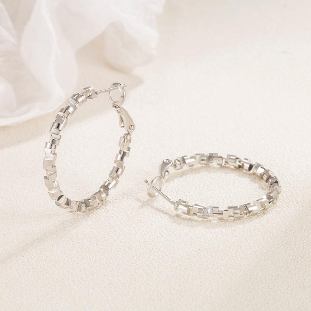 Ear Decor Round Ring Earrings Hook Piercing Ear Jewelry Accessories Circular Earrings Women Gifts золотий
Ear Decor Round Ring Earrings Hook Piercing Ear Jewelry Accessories Circular Earrings Women Gifts золотий