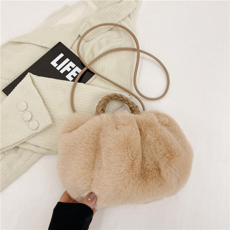 Модные плюшевые женские сумки на плечо с ручкой сверху, трендовый дизайн для девочек, сумки через плечо Adies большой емкости, сумки через плечо бежевый
Модные плюшевые женские сумки на плечо с ручкой сверху, трендовый дизайн для девочек, сумки через плечо Adies большой емкости, сумки через плечо бежевый