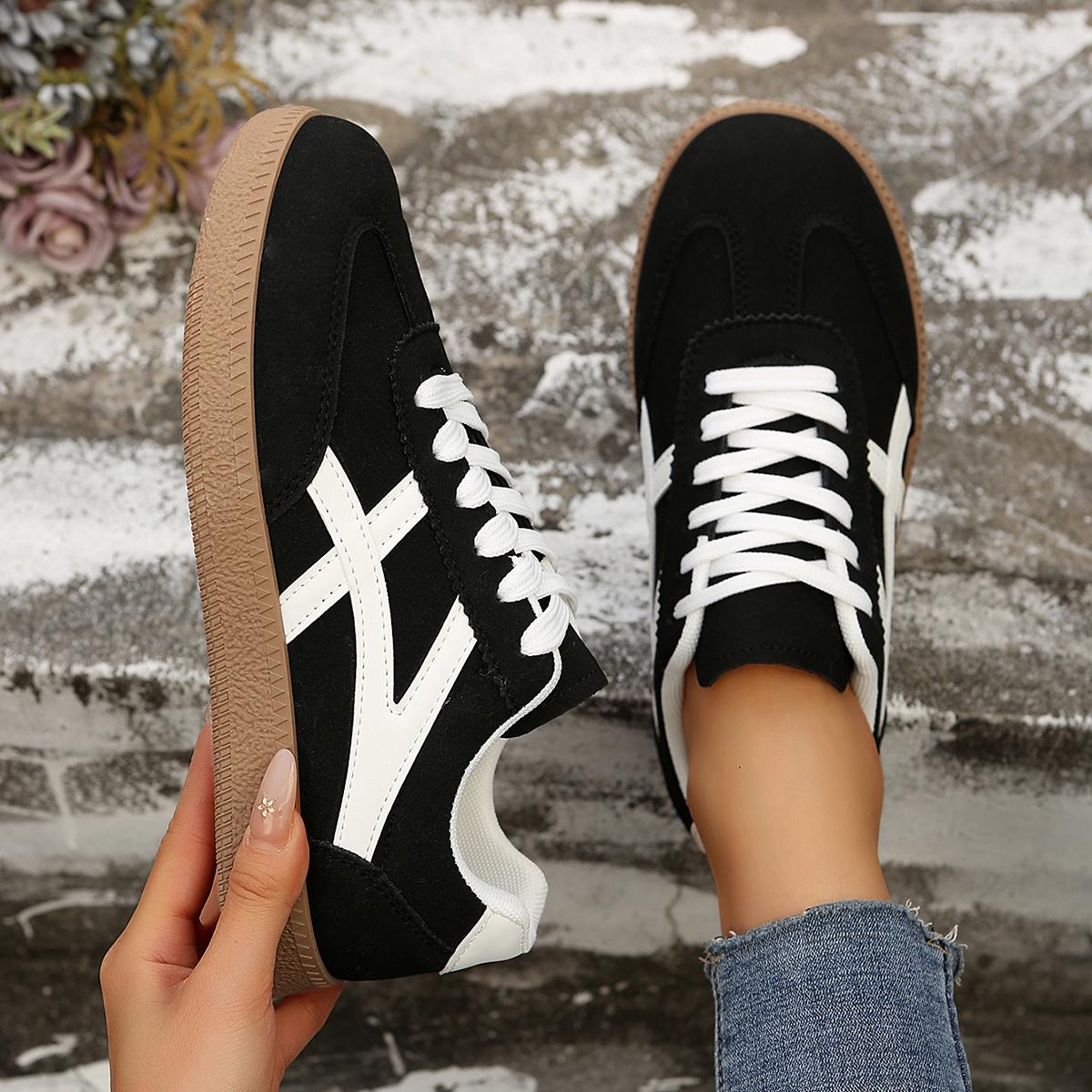 Women Sneakers Fashion Casual Flats Shoes Women Round Toe Lace Up Comfortable Flat Shoes for Women Comfortable Outdoor Sneakers 43 чорний
Women Sneakers Fashion Casual Flats Shoes Women Round Toe Lace Up Comfortable Flat Shoes for Women Comfortable Outdoor Sneakers 43 чорний