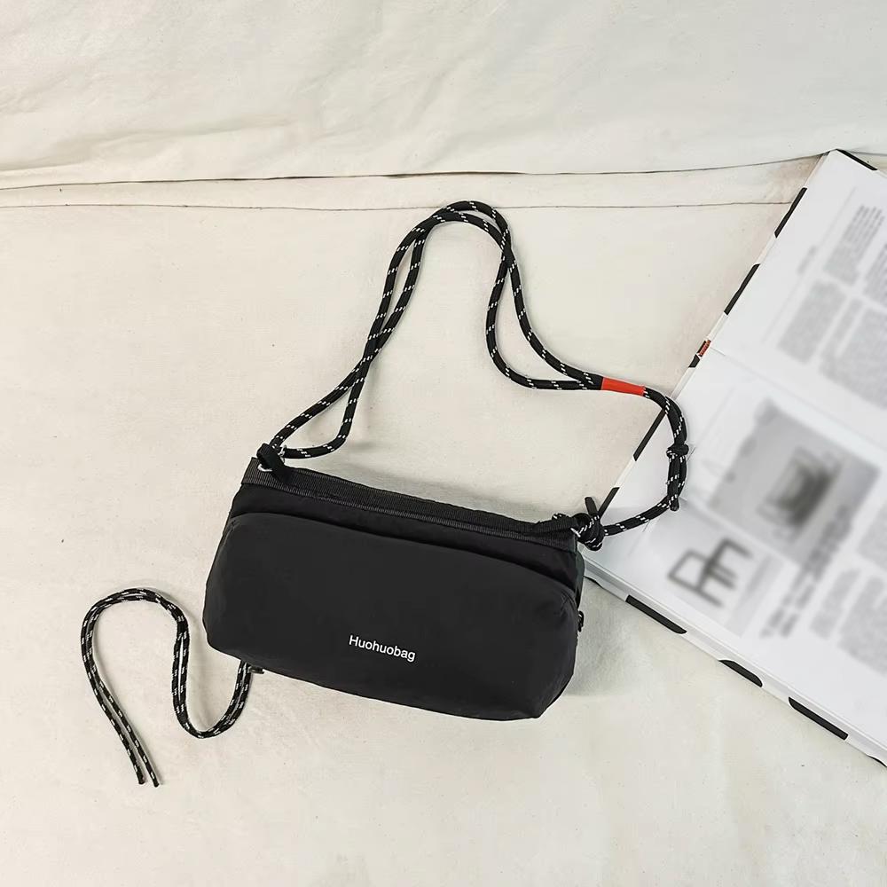 Water Bottle Bag, Simple and Lightweight Crossbody Bag, Fashiable and Casual Sports Shoulder Bag, Mobile Phe Bag чёрный
Water Bottle Bag, Simple and Lightweight Crossbody Bag, Fashiable and Casual Sports Shoulder Bag, Mobile Phe Bag чёрный