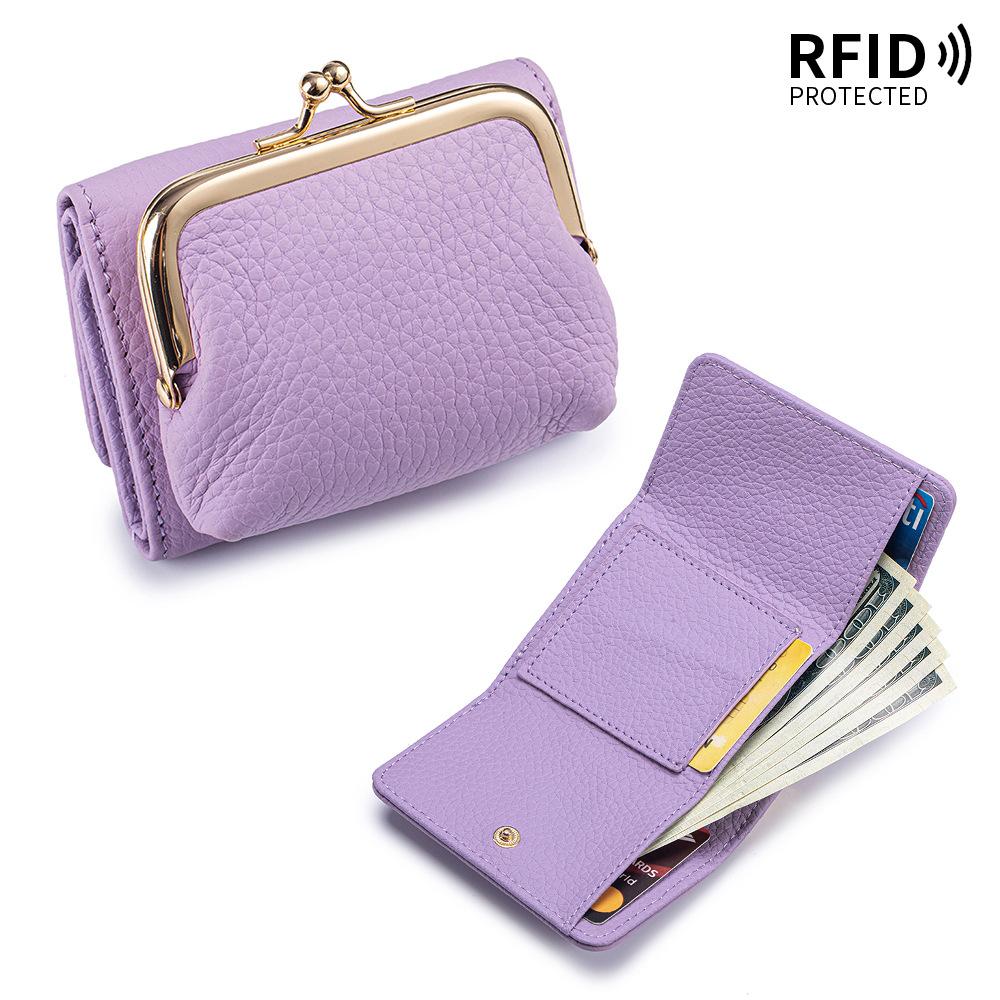 Короткий женский кошелек со скидкой 30% большой вместимости новый креативный многофункциональный кошелек с застежкой-фермуаром кошелек для мелочи фиолетовый
Короткий женский кошелек со скидкой 30% большой вместимости новый креативный многофункциональный кошелек с застежкой-фермуаром кошелек для мелочи фиолетовый