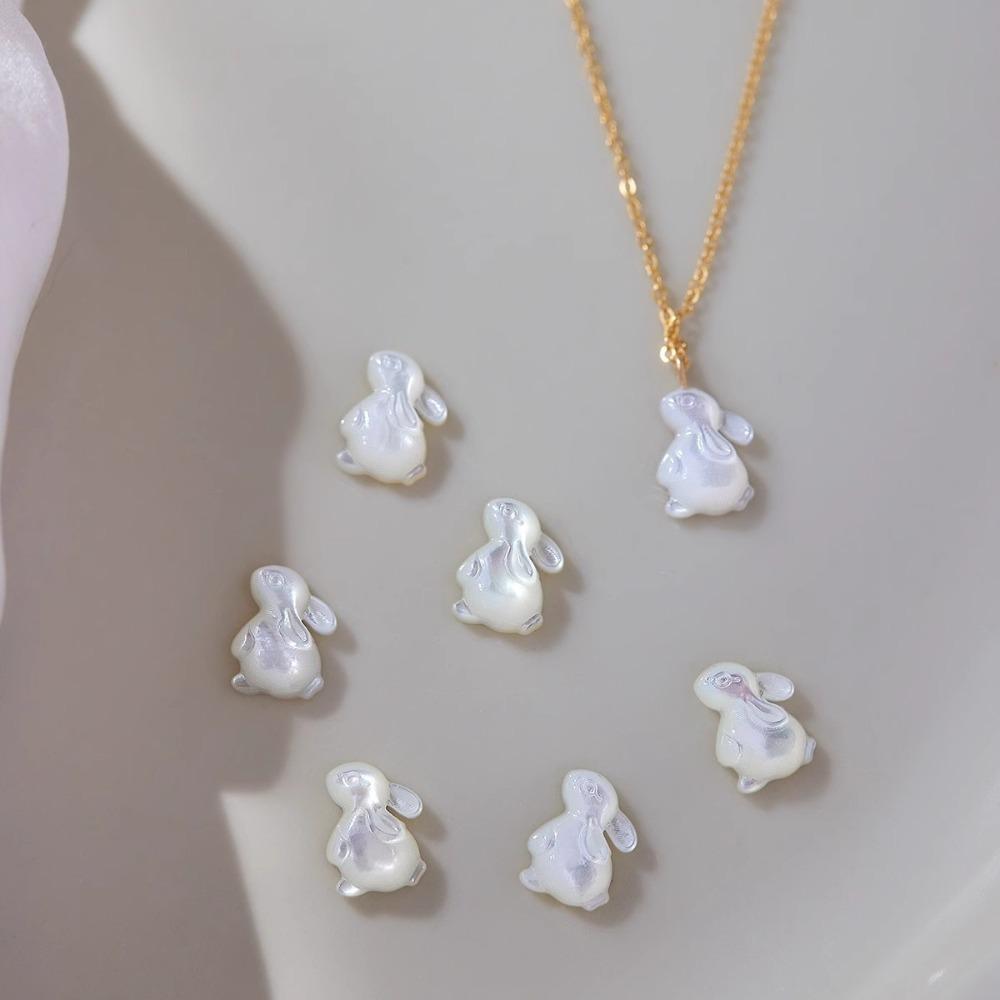 Rabbit Shape Moon Rabbit Necklace Titanium White Shell Rabbit Necklace Mid-Autumn Festival Gift rabbit
Rabbit Shape Moon Rabbit Necklace Titanium White Shell Rabbit Necklace Mid-Autumn Festival Gift rabbit