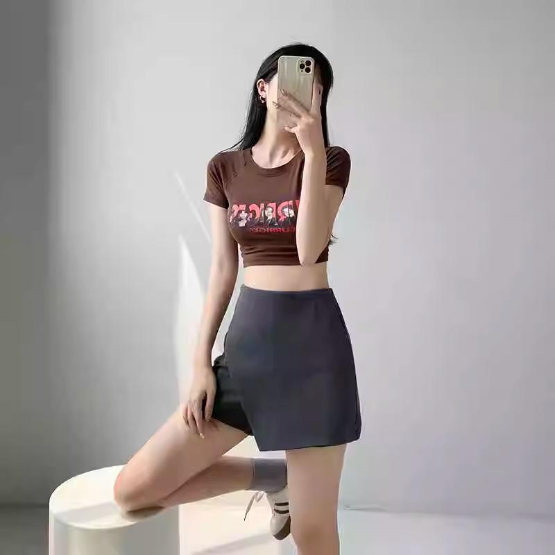 Женский серый скорт А-силуэта с высокой посадкой - Осень 2024 Повседневные укороченные шорты с широкими штанинами, визуально стройнящие XS
Женский серый скорт А-силуэта с высокой посадкой - Осень 2024 Повседневные укороченные шорты с широкими штанинами, визуально стройнящие XS