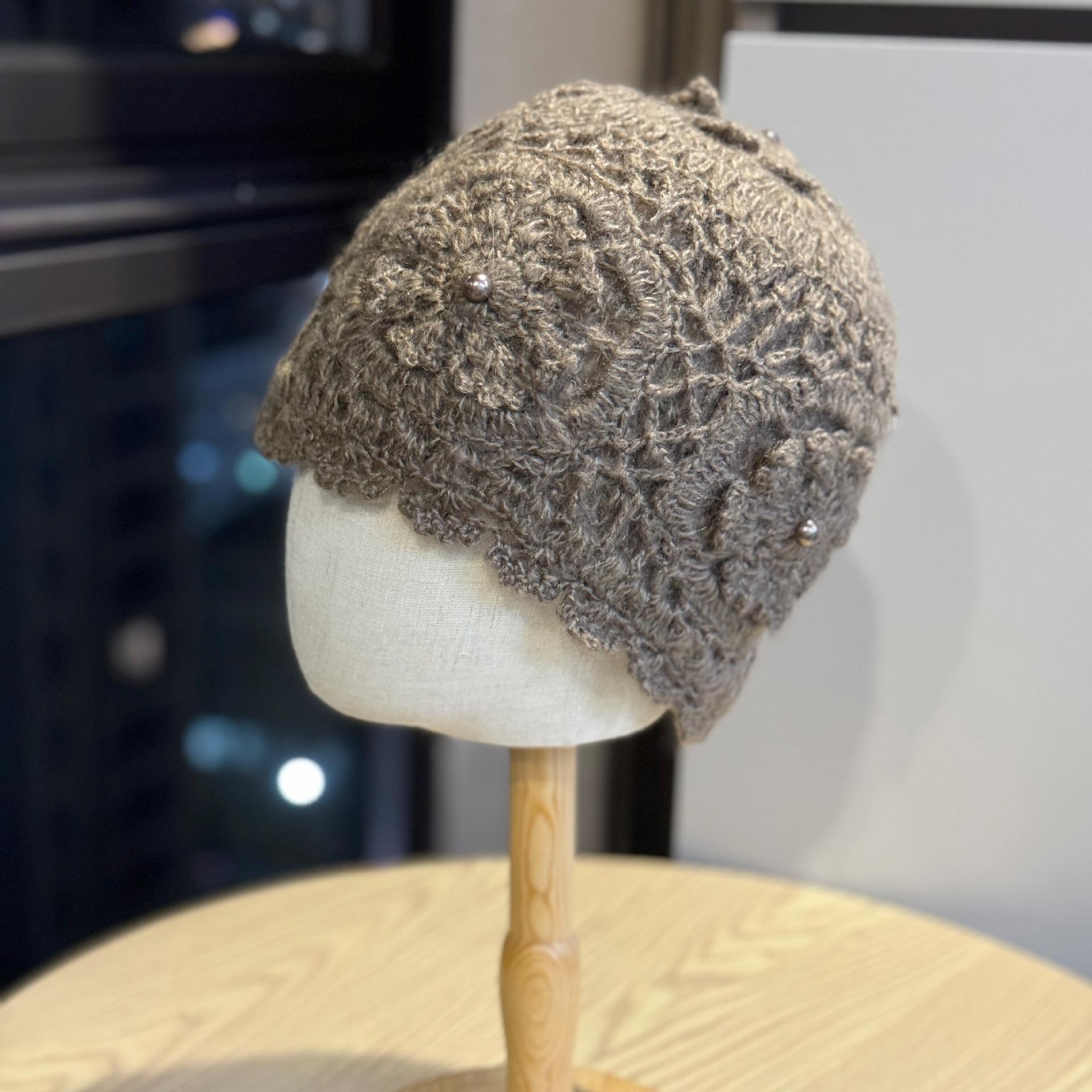 New Autumn and Winter Thickened Handmade Double Layer Crochet Knitted Hat Women s Warm Woolen Hat Temperament Ethnic Style Baotou Hat one size
New Autumn and Winter Thickened Handmade Double Layer Crochet Knitted Hat Women s Warm Woolen Hat Temperament Ethnic Style Baotou Hat one size