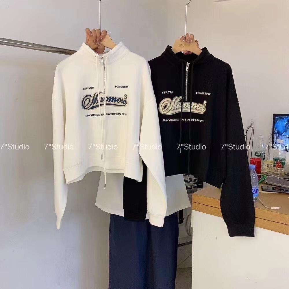 Plus Size European High Waist Stand Collar Sweatshirt - Women s 2025 Spring/Autumn Loose Slimming Short Top L (110-130 lbs)
Plus Size European High Waist Stand Collar Sweatshirt - Women s 2025 Spring/Autumn Loose Slimming Short Top L (110-130 lbs)