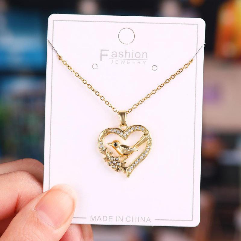 Heart-Shaped Little Bird Pendant Necklace in Titanium Steel - Minimalist Luxury Clavicle Chain for Women
Heart-Shaped Little Bird Pendant Necklace in Titanium Steel - Minimalist Luxury Clavicle Chain for Women