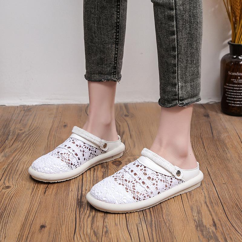 Летние роскошные женские шлепанцы с закрытым носком, дышащие женские сандалии, мягкая подошва, легкие плоские сандалии на шнуровке, уличные шлепанцы с ремешком на пятке 40
Летние роскошные женские шлепанцы с закрытым носком, дышащие женские сандалии, мягкая подошва, легкие плоские сандалии на шнуровке, уличные шлепанцы с ремешком на пятке 40