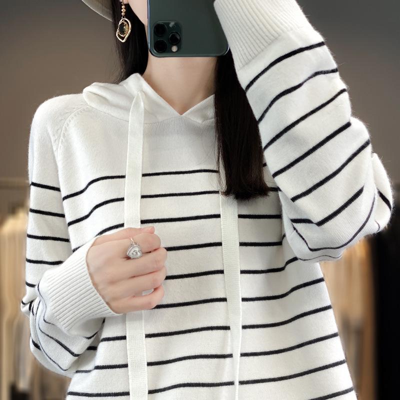 2023 Autumn Women s Striped Knit Pullover Hoodie - Korean Style Loose Fit Fleece Coat L чорний
2023 Autumn Women s Striped Knit Pullover Hoodie - Korean Style Loose Fit Fleece Coat L чорний