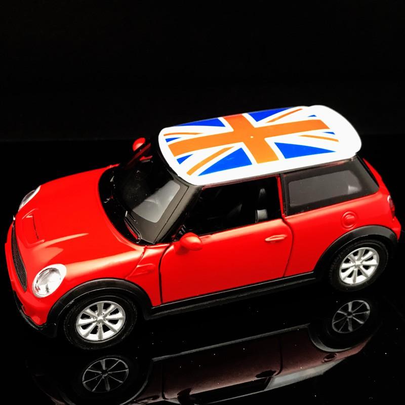 1:32 BMW MINI COOPER S литая под давлением модель автомобиля из сплава со звуковыми и световыми игрушками в подарок для детей
1:32 BMW MINI COOPER S литая под давлением модель автомобиля из сплава со звуковыми и световыми игрушками в подарок для детей