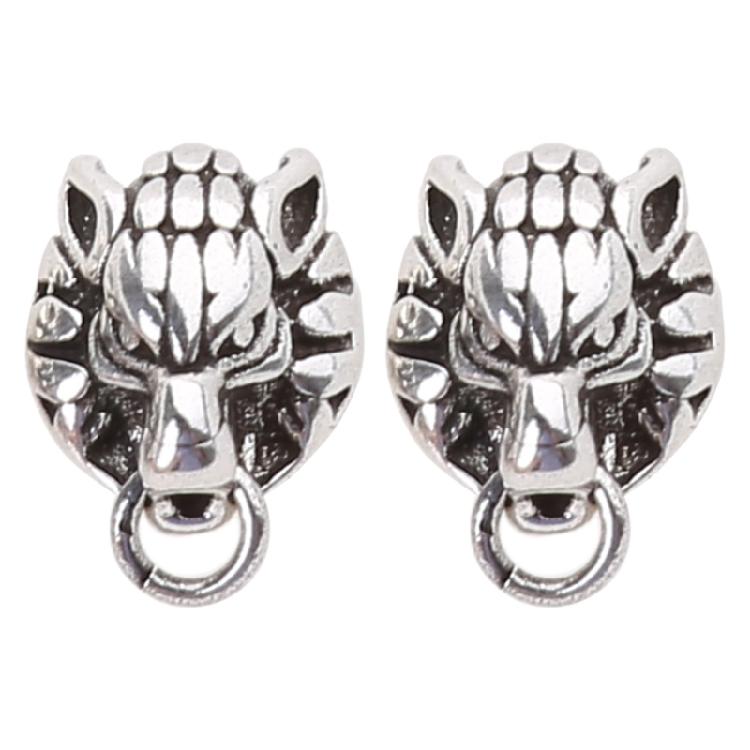 Gothic Wolf Head Earrings Animal Ear Studs Halloween Earrings Stud Earrings 1
Gothic Wolf Head Earrings Animal Ear Studs Halloween Earrings Stud Earrings 1