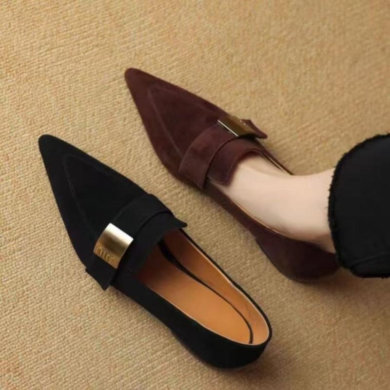 French deep mouth single shoes women s spring 2025 pointed head low heel flats leather thick heel matte leather loafers women 40 чорний
French deep mouth single shoes women s spring 2025 pointed head low heel flats leather thick heel matte leather loafers women 40 чорний