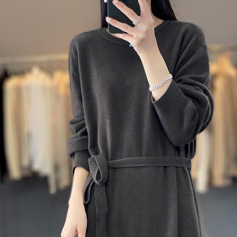 Plus Size Woolen Lace-Up Round Neck Dress for Women - Solid Color, Autumn & Winter Knitted Style One Size
Plus Size Woolen Lace-Up Round Neck Dress for Women - Solid Color, Autumn & Winter Knitted Style One Size