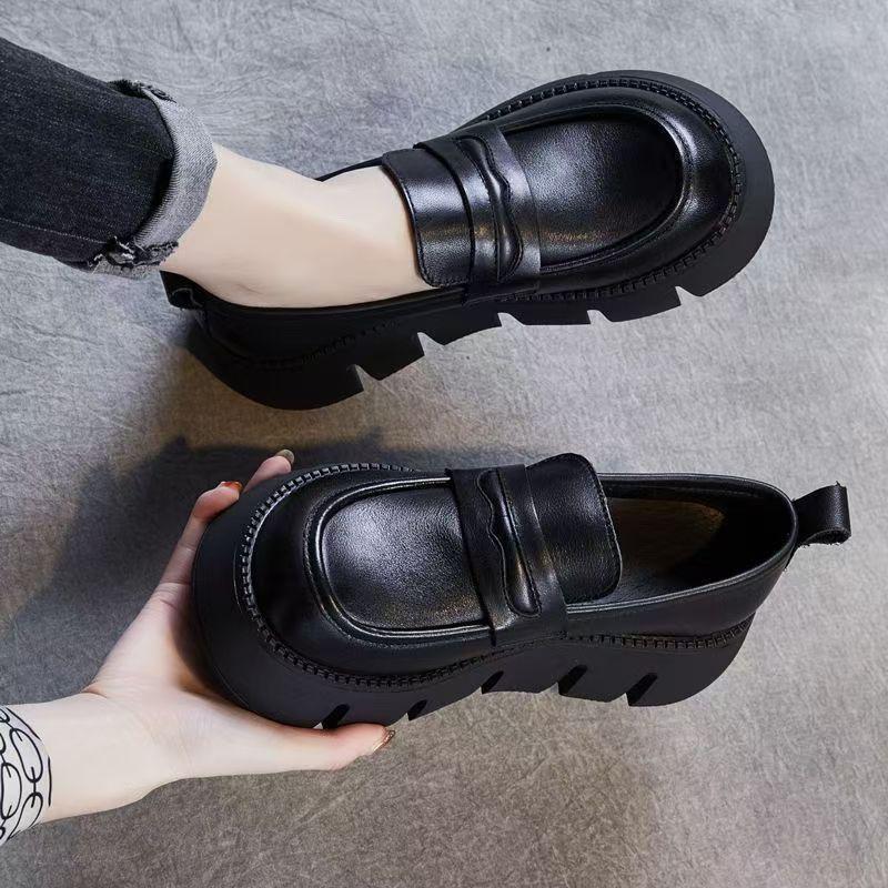 Kitchen non-slip shoes black waterproof, oil-proof and wear-resistant kitchen shoes catering platform chef shoes 35 чёрный
Kitchen non-slip shoes black waterproof, oil-proof and wear-resistant kitchen shoes catering platform chef shoes 35 чёрный