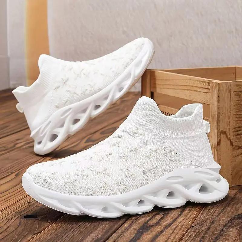 2025 Summer breathable mesh men s shoes, fashionable thick-soled, lightweight, deodorizing and casual sock shoes size 38-46 46
2025 Summer breathable mesh men s shoes, fashionable thick-soled, lightweight, deodorizing and casual sock shoes size 38-46 46