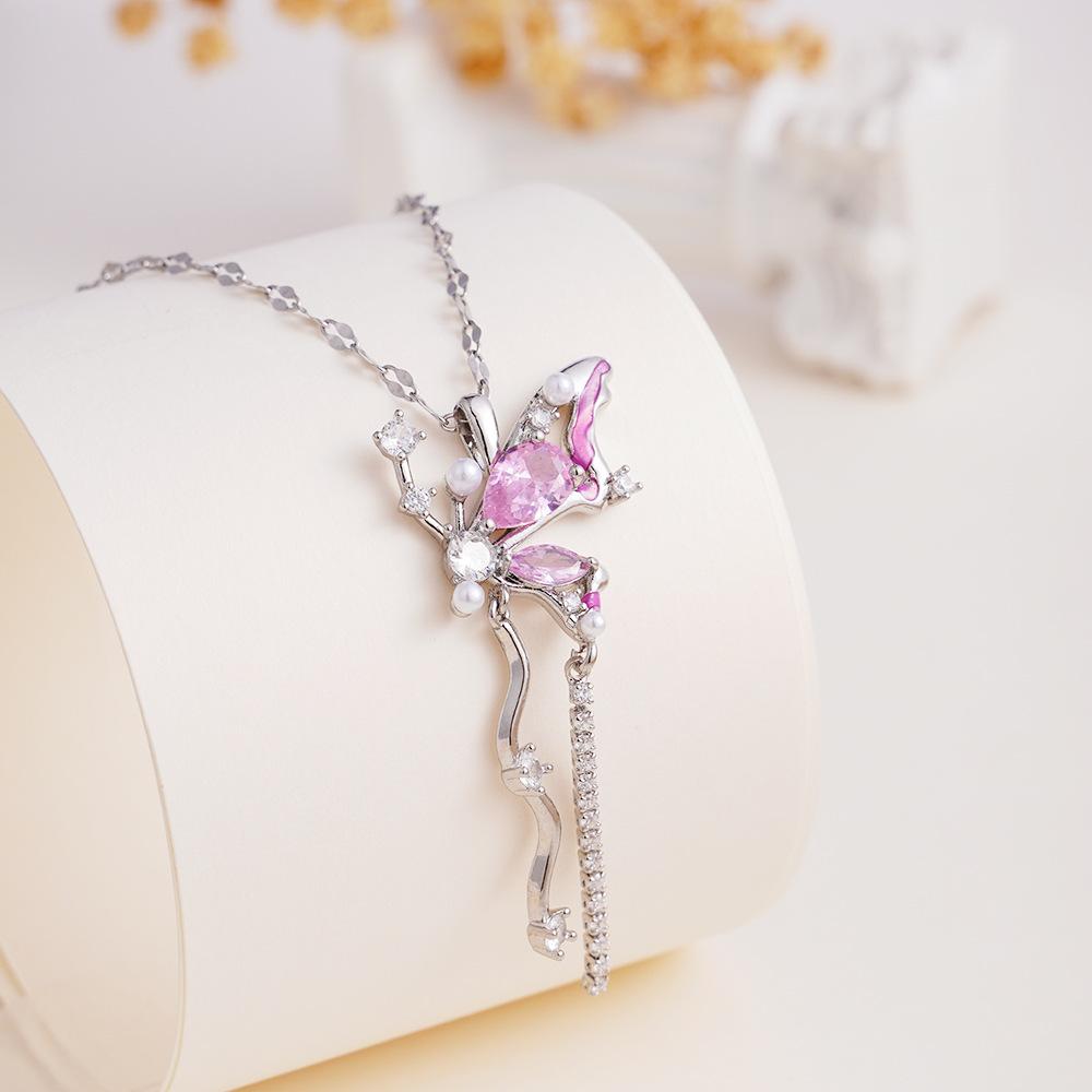 Trendy Colorful Zircon Butterfly Tassel Necklace for Women Girls Stainless Steel Chain Sweet Cool Jewelry Accessories Gifts
Trendy Colorful Zircon Butterfly Tassel Necklace for Women Girls Stainless Steel Chain Sweet Cool Jewelry Accessories Gifts