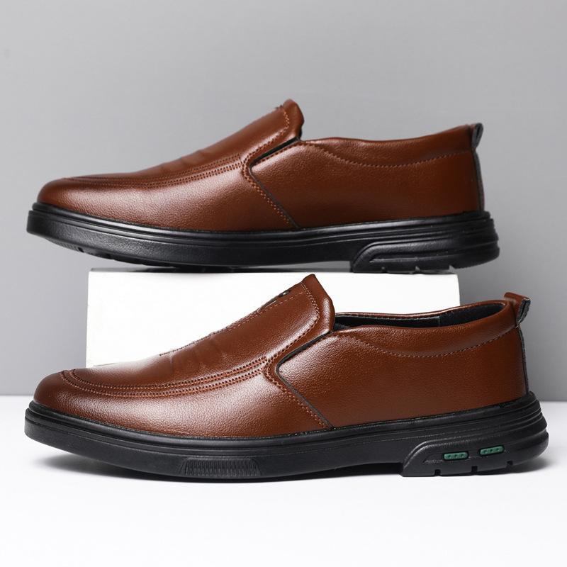 Men s shoes new business leather shoes cold sticky shoes trendy versatile leather surface casual shoes eva outsole foreign trade trendy shoes 44 коричневий
Men s shoes new business leather shoes cold sticky shoes trendy versatile leather surface casual shoes eva outsole foreign trade trendy shoes 44 коричневий
