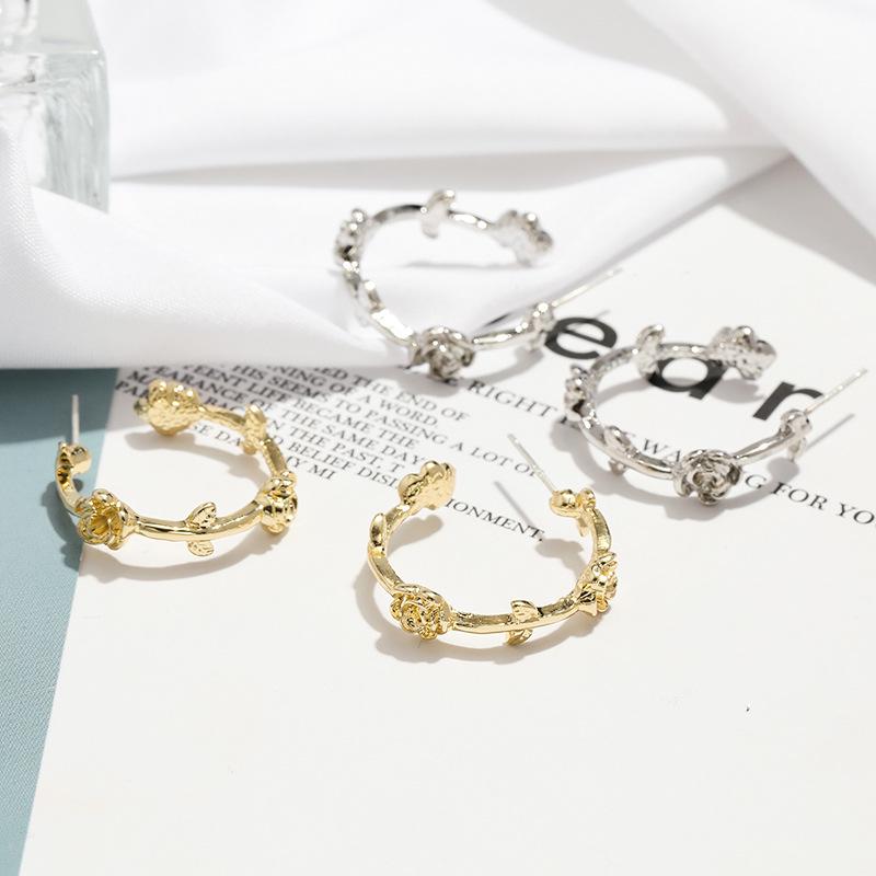 925 Silver Needle Korean Flower Metal Circle Earrings - Fashion Versatile Earrings 089
925 Silver Needle Korean Flower Metal Circle Earrings - Fashion Versatile Earrings 089