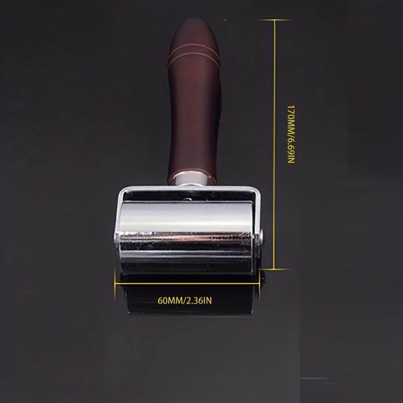 1 шт. Инструменты для изготовления кожи своими руками, Ролик для обжима кожи, Ручной ролик для обработки края с деревянной ручкой и двойным подшипником для начинающих, профессионалов 26mm
1 шт. Инструменты для изготовления кожи своими руками, Ролик для обжима кожи, Ручной ролик для обработки края с деревянной ручкой и двойным подшипником для начинающих, профессионалов 26mm