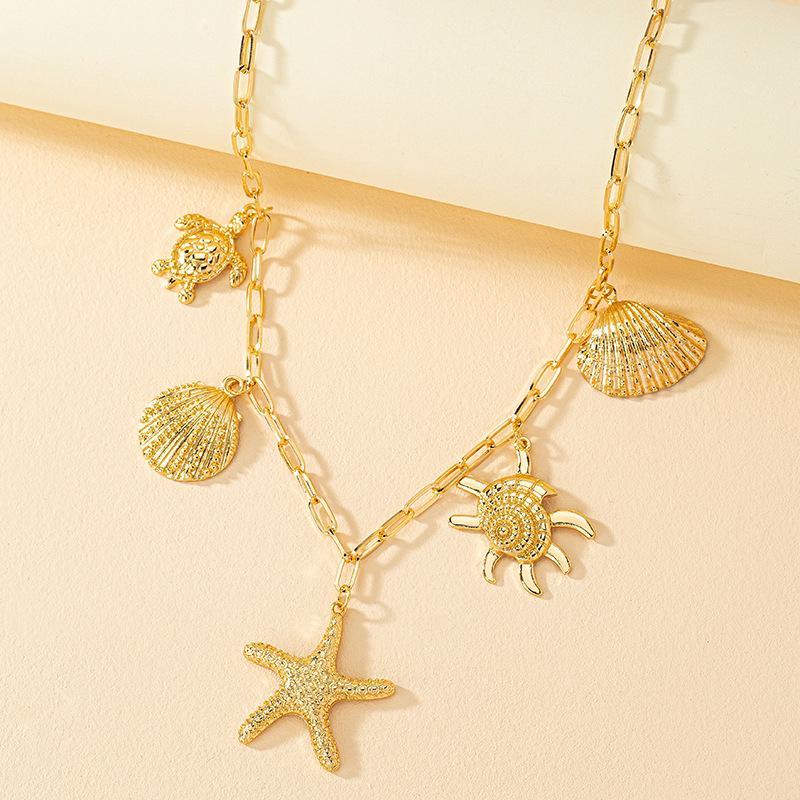 Starfish Pendant Necklace: Trendy European & American Cold Style Clavicle Chain for Women
Starfish Pendant Necklace: Trendy European & American Cold Style Clavicle Chain for Women