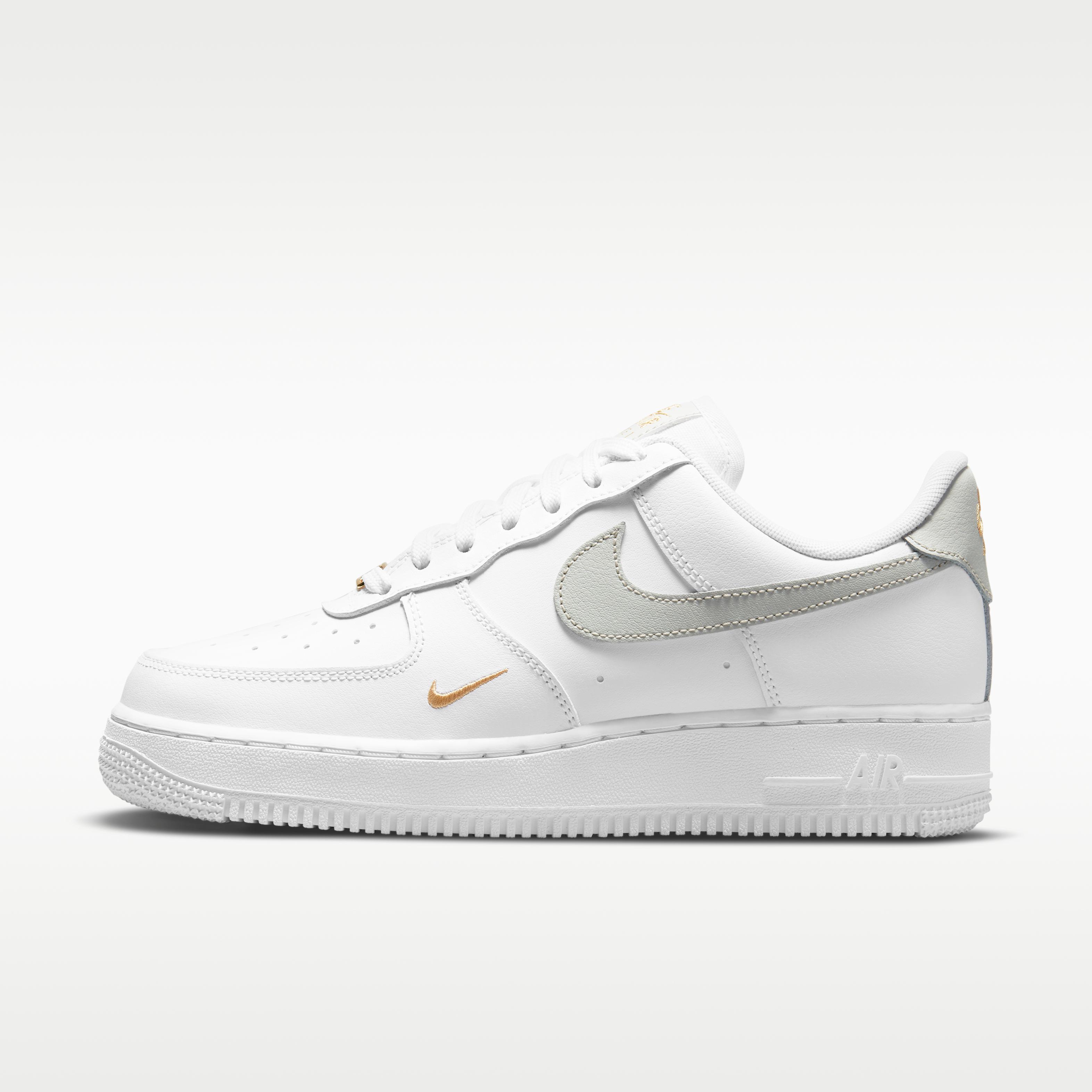 Nike Wmns Air Force 1 White Light Silver 36
Nike Wmns Air Force 1 White Light Silver 36