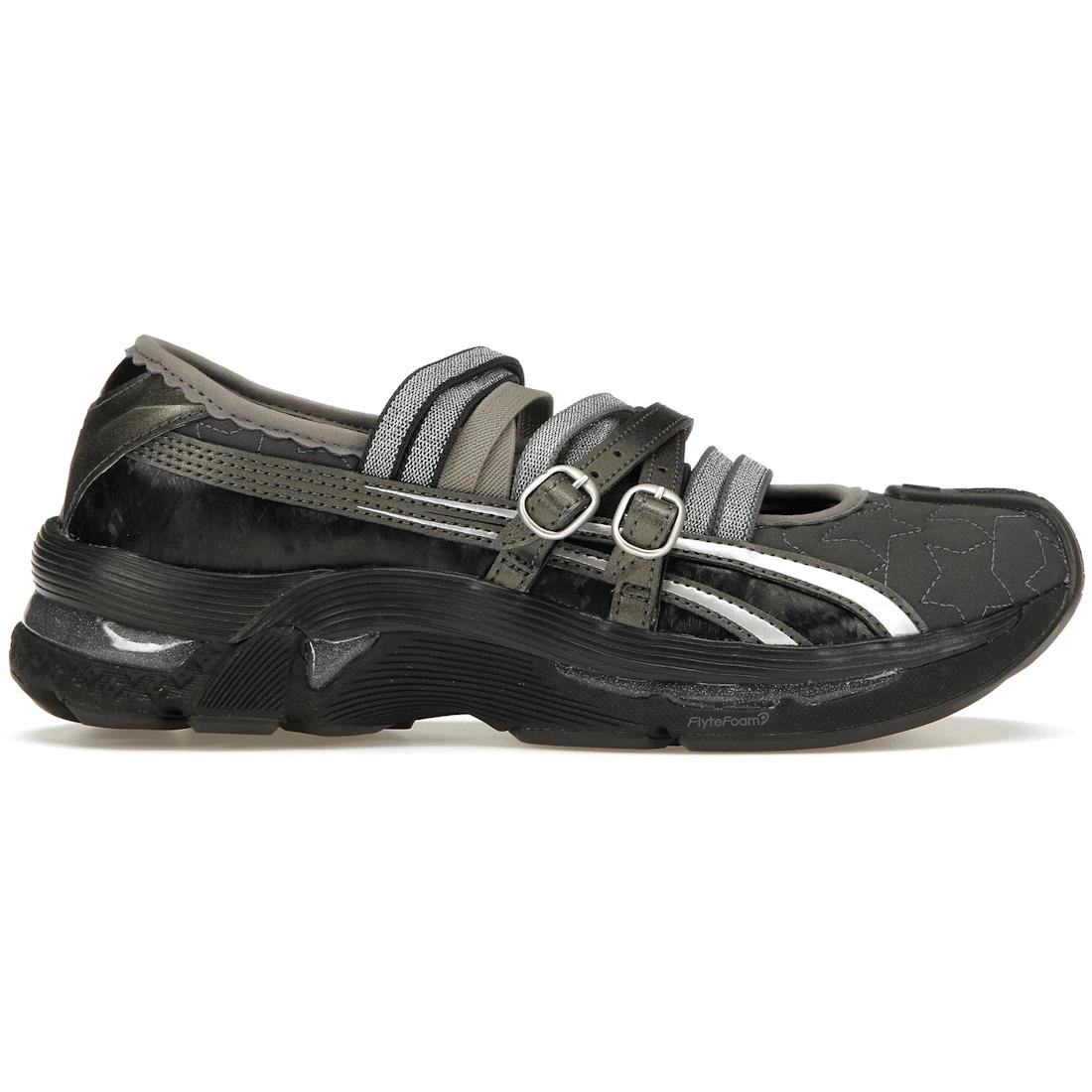 Sneaker ASICS Gel-Lokros Heaven by Marc Jacobs Kiko Kostadinov Graphite Grey (Women s)(1202A489-020) 43.5
Sneaker ASICS Gel-Lokros Heaven by Marc Jacobs Kiko Kostadinov Graphite Grey (Women s)(1202A489-020) 43.5