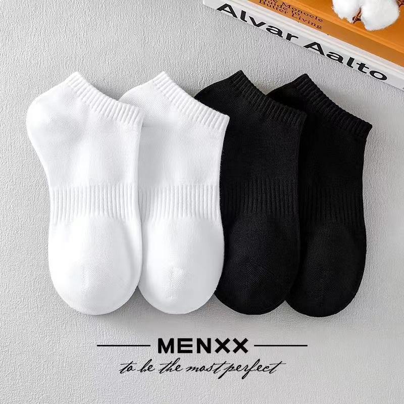 5 Pairs Women Low Tube Socks Set Cute Bear Pattern Fashion Breathable For Female Casual Style Comfortable Socks One Size
5 Pairs Women Low Tube Socks Set Cute Bear Pattern Fashion Breathable For Female Casual Style Comfortable Socks One Size