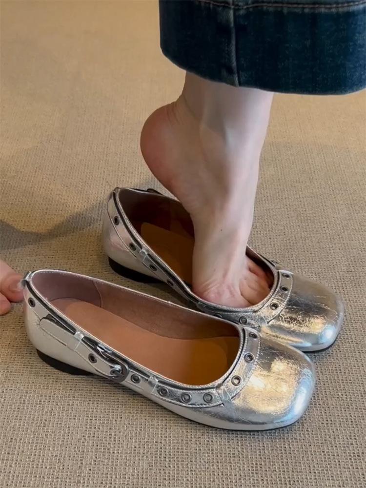 Версия из мягкой кожи~ Новая конструкция, туфли-лодочки Мэри Джейн на плоской подошве для женщин, с ремешком на одной педали и квадратным носком, универсальные одинарные туфли для женщин 40
Версия из мягкой кожи~ Новая конструкция, туфли-лодочки Мэри Джейн на плоской подошве для женщин, с ремешком на одной педали и квадратным носком, универсальные одинарные туфли для женщин 40