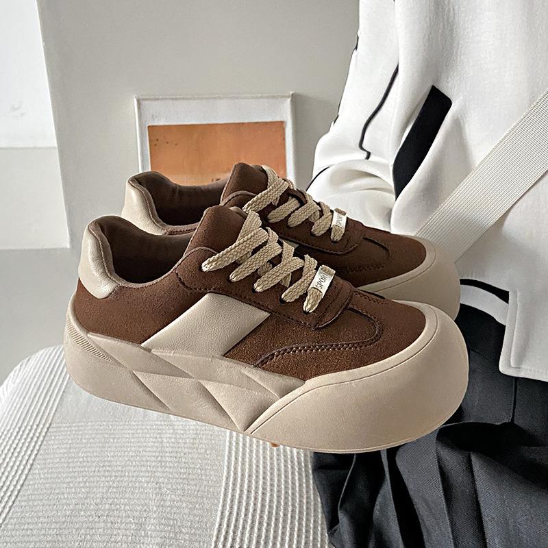 Spring new fashion platform white shoes is comfortable and lightweight women s shoes versatile big head bread shoes 40 чорний
Spring new fashion platform white shoes is comfortable and lightweight women s shoes versatile big head bread shoes 40 чорний