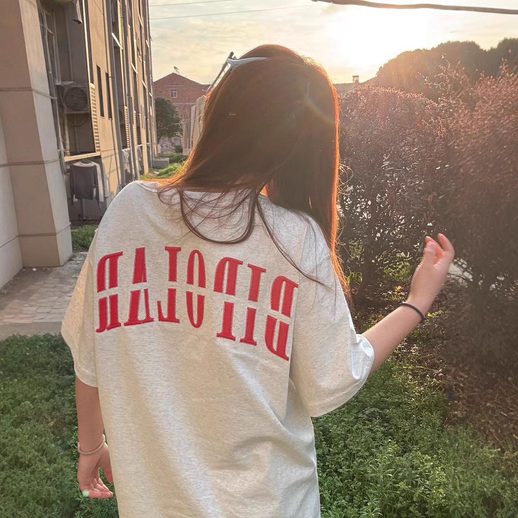 Women s Heather Gray Oversized Cotton T-Shirt - Summer Trendy Letter Print Short Sleeve Top M
Women s Heather Gray Oversized Cotton T-Shirt - Summer Trendy Letter Print Short Sleeve Top M