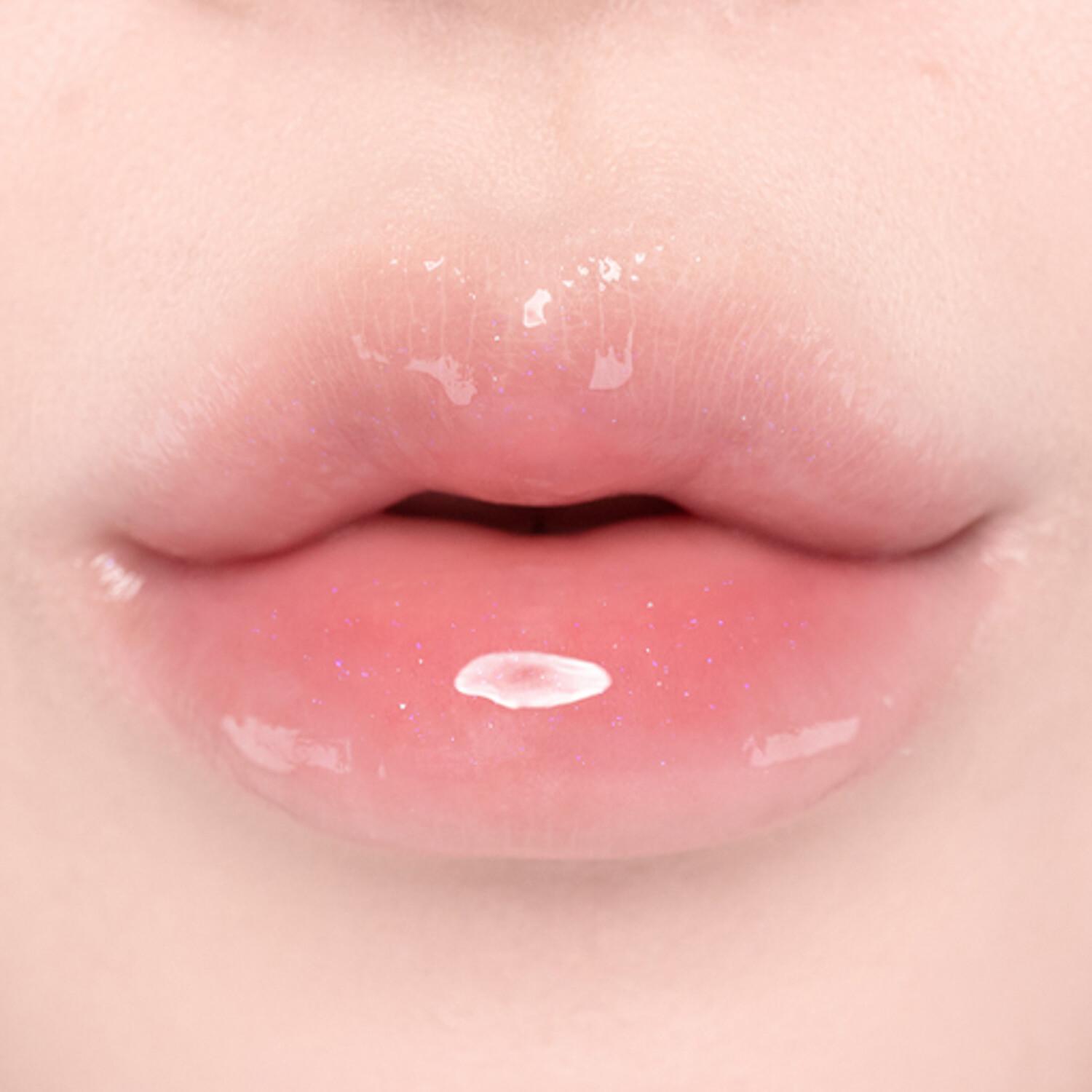 Блеск для губ Espoir Couture 5 г, 2 цвета #01 Glacier
Блеск для губ Espoir Couture 5 г, 2 цвета #01 Glacier