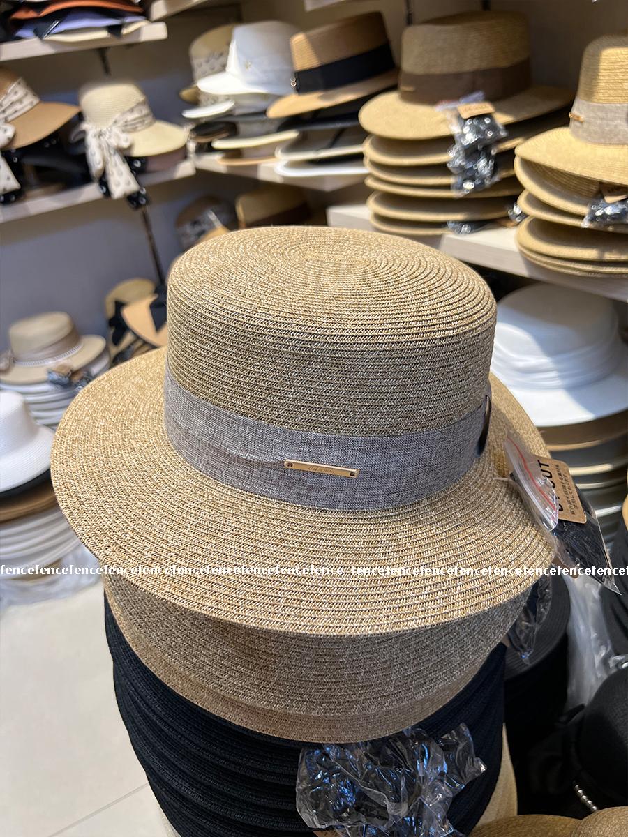 Straw hat women s summer seaside sun hat UV protection flat top hat men s and women s versatile sun protection sun hat top hat Adult (56-58cm) сірий колір
Straw hat women s summer seaside sun hat UV protection flat top hat men s and women s versatile sun protection sun hat top hat Adult (56-58cm) сірий колір