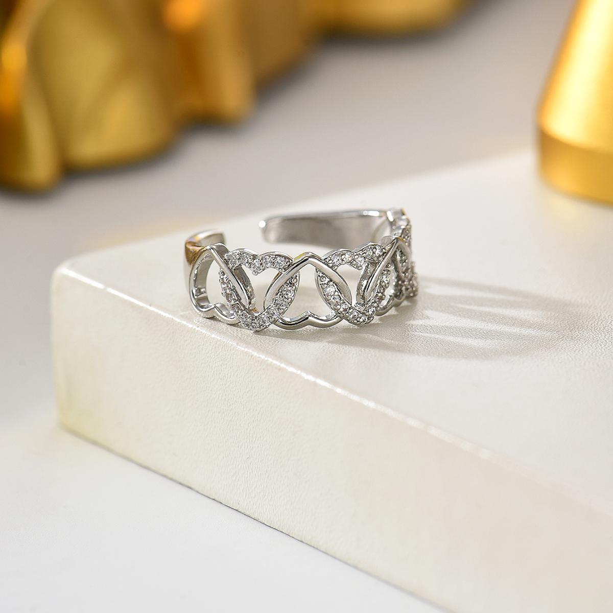 Interlocking Heart CZ Adjustable Ring for Women Rose Gold/Silver/Gold Color Paved Crystal Open Band Romantic Promise Jewelry
Interlocking Heart CZ Adjustable Ring for Women Rose Gold/Silver/Gold Color Paved Crystal Open Band Romantic Promise Jewelry