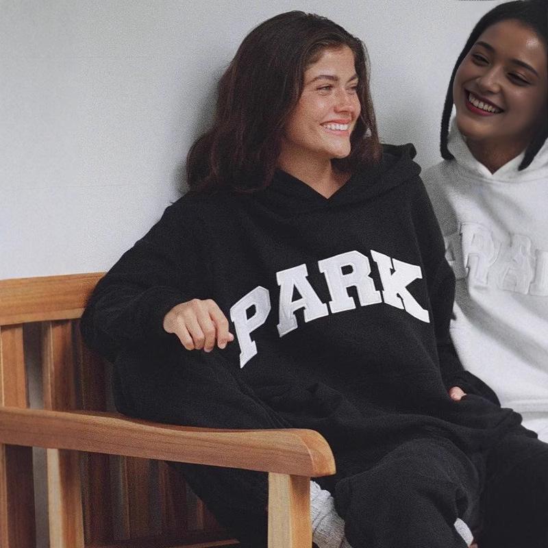2025 Independent Station Exotic Letter Print Hoodie Set - New Arrival Small чорний
2025 Independent Station Exotic Letter Print Hoodie Set - New Arrival Small чорний