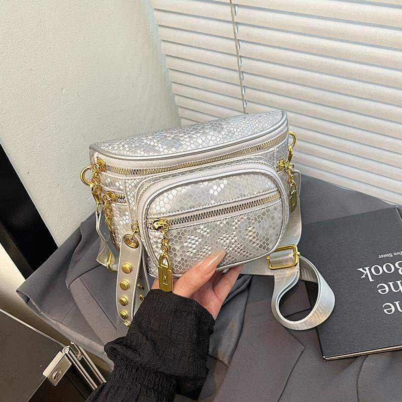 Fashi Women Waist Bag Fanny Pack Large Capacity phe Crossbody bags for female Chest Bags Rivet Ladies Belt Bag Waist Pack срібний
Fashi Women Waist Bag Fanny Pack Large Capacity phe Crossbody bags for female Chest Bags Rivet Ladies Belt Bag Waist Pack срібний