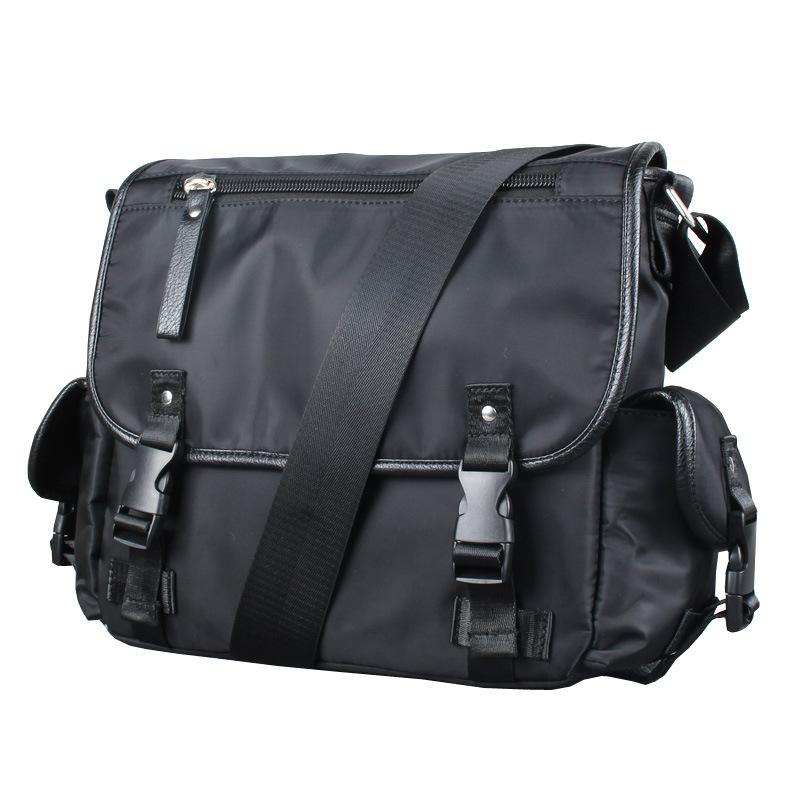 New Men s Minimalist Crossbody Bag, Fashionable Men s Bag, Large Capacity Waterproof Mailman Bag, Business Briefcase Shoulder Bag чёрный
New Men s Minimalist Crossbody Bag, Fashionable Men s Bag, Large Capacity Waterproof Mailman Bag, Business Briefcase Shoulder Bag чёрный