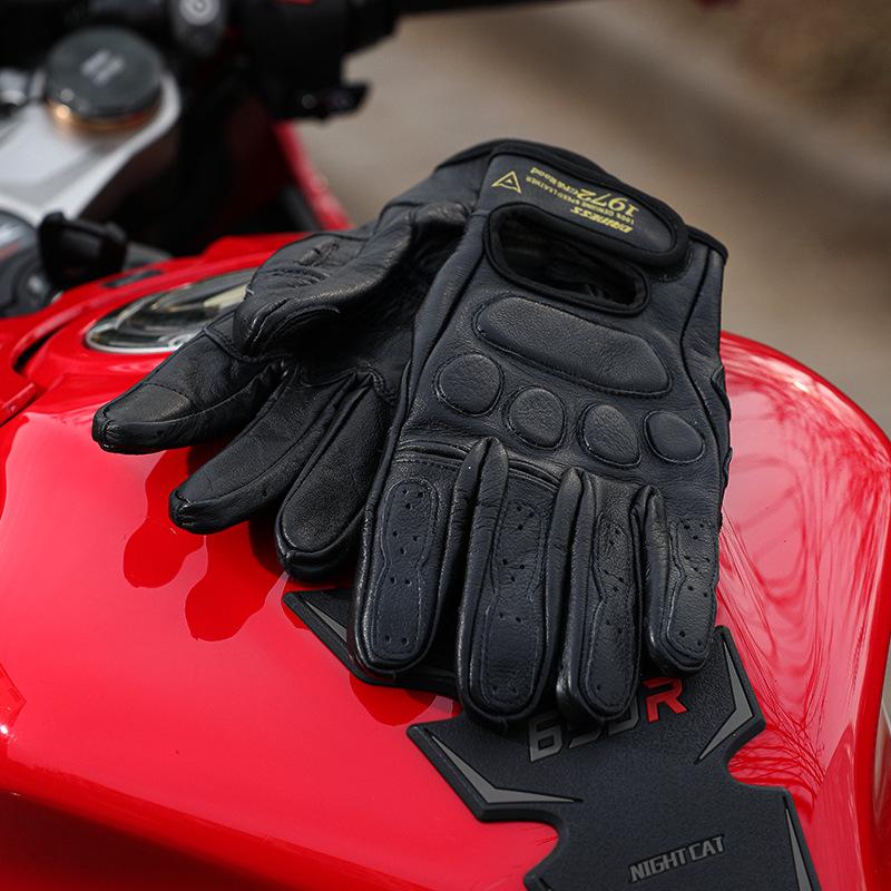 Винтажные мотоциклетные перчатки Dennis из коровьей кожи - Дышащие, Защита от падений, Поддержка сенсорного экрана, Мотоэкипировка для байкеров на четыре сезона M чёрный
Винтажные мотоциклетные перчатки Dennis из коровьей кожи - Дышащие, Защита от падений, Поддержка сенсорного экрана, Мотоэкипировка для байкеров на четыре сезона M чёрный