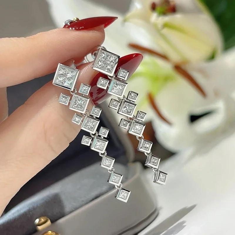 CAOSHI Trendy Female Drop Earrings for Wedding Ceremony Party Brilliant Zirconia Pendant Zircon for Women Fashion Accessories
CAOSHI Trendy Female Drop Earrings for Wedding Ceremony Party Brilliant Zirconia Pendant Zircon for Women Fashion Accessories