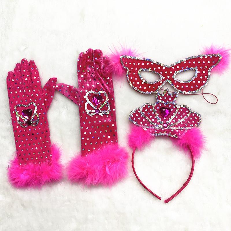 Meier Christmas kids glove, headband & mask 3-piece set - sequin heart plush gloves one size fits all
Meier Christmas kids glove, headband & mask 3-piece set - sequin heart plush gloves one size fits all