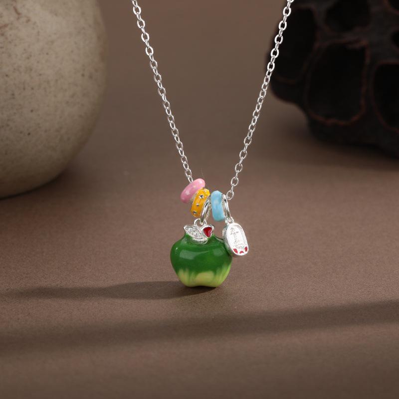 Iridescent Apple Necklace: Auspicious Chinese Fashion Enamel Accessory for Gifts
Iridescent Apple Necklace: Auspicious Chinese Fashion Enamel Accessory for Gifts
