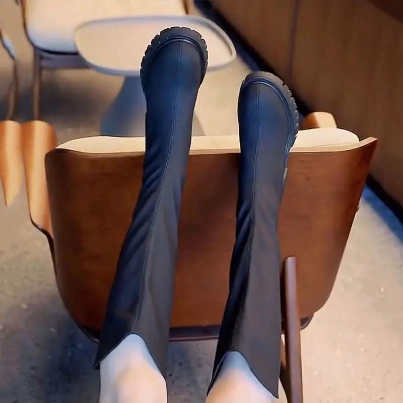 Обувь Эластичные туфли для женщин зимние сапоги до колена женские сапоги с длинным круглым носком черные на платформе Gyaru водонепроницаемые качественные ПУ 40
Обувь Эластичные туфли для женщин зимние сапоги до колена женские сапоги с длинным круглым носком черные на платформе Gyaru водонепроницаемые качественные ПУ 40